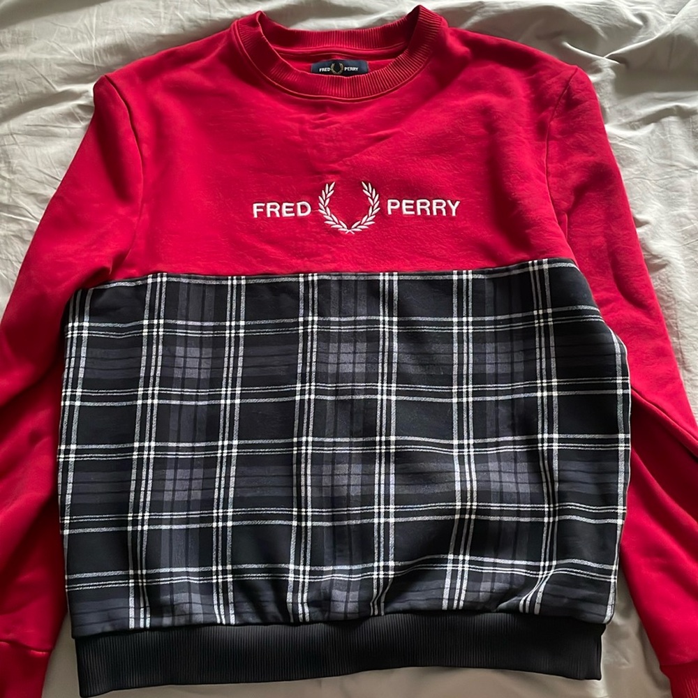 Fred Perry Women’s Fleece Crewneck Sweater Size M